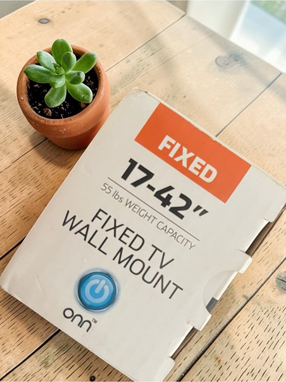 🪷 onn. Fixed 17-42” TV Wall Mount New in Box